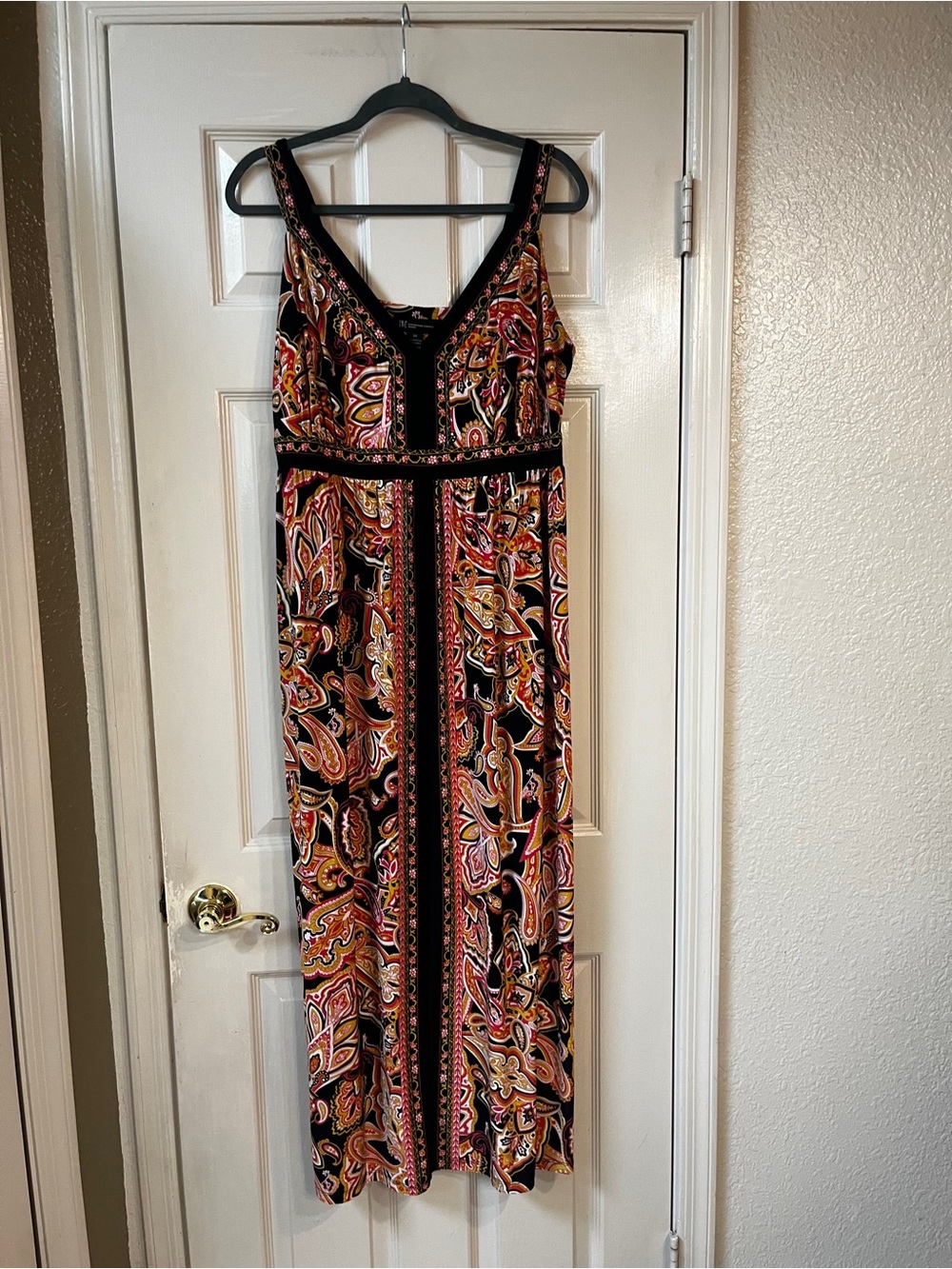 INC International Concepts Black Paisley Print V-Neck Maxi Dress